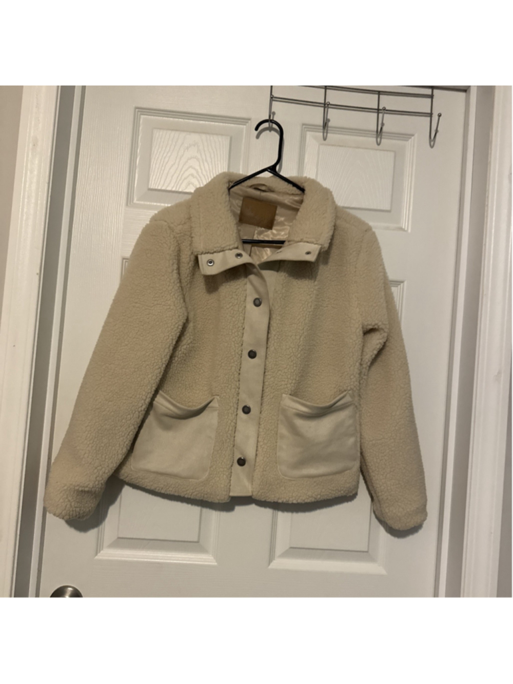 BEARPAW Cream Shearling Button Up Collared Jacket with Pockets Women's Small GUC